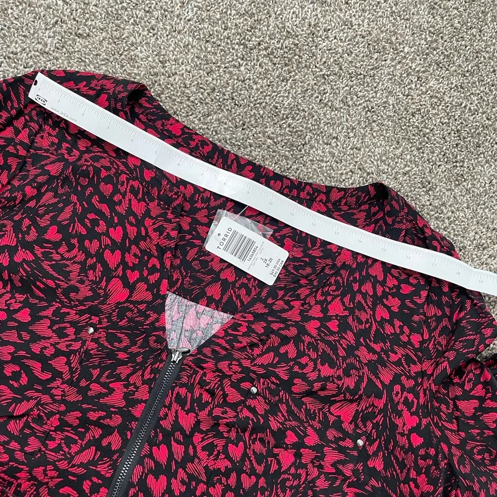 Torrid Red A-Line Midi Dress with V-Neck and Cuffed Sleeves XXL heart Red - Picture 14 of 16